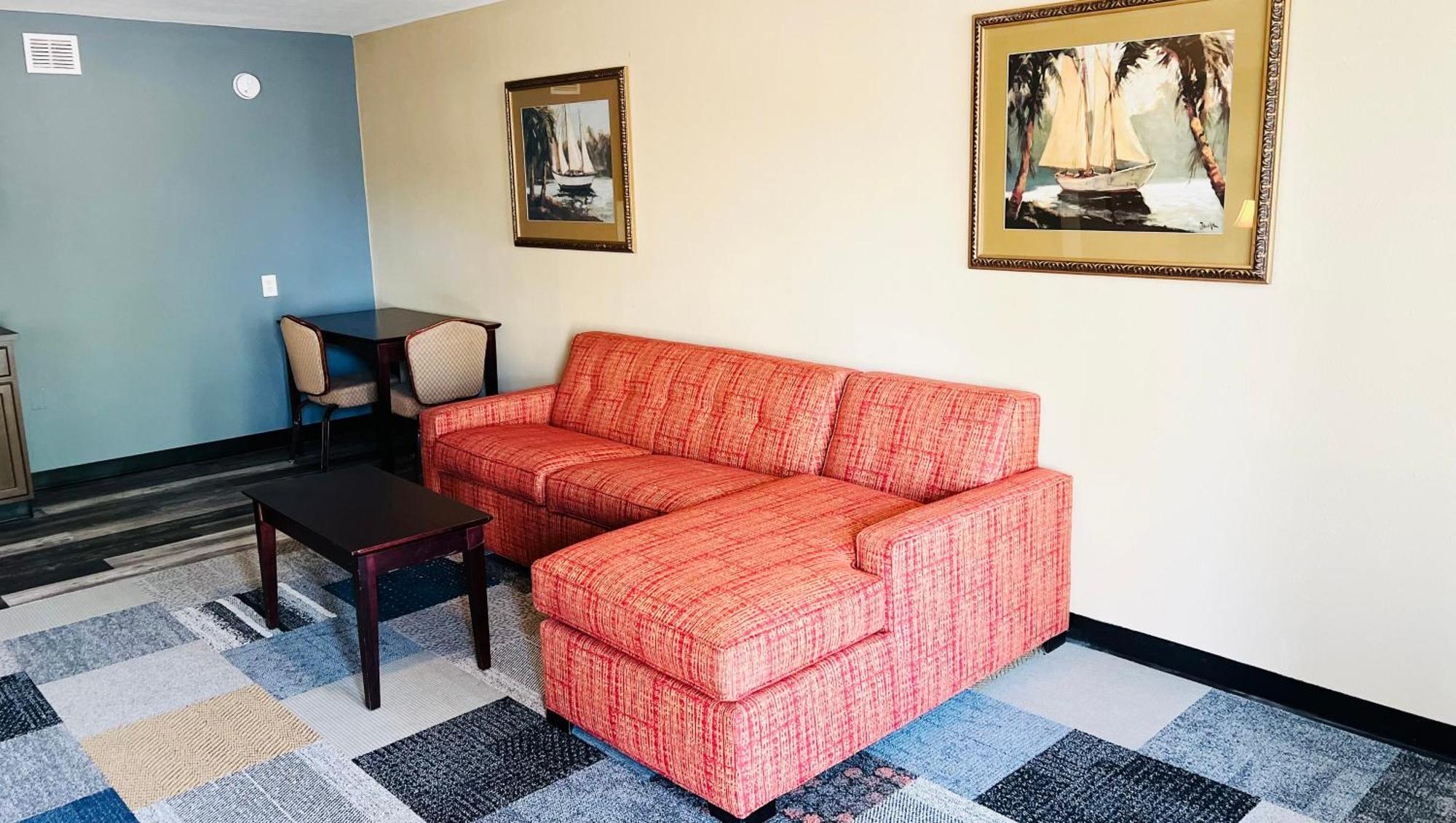 Magnuson Grand And Conference Center 4*